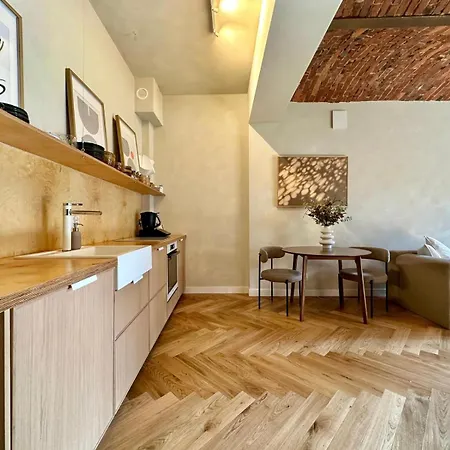 Szczytnicka 29 Superior By Bookinghost ヴロツワフ